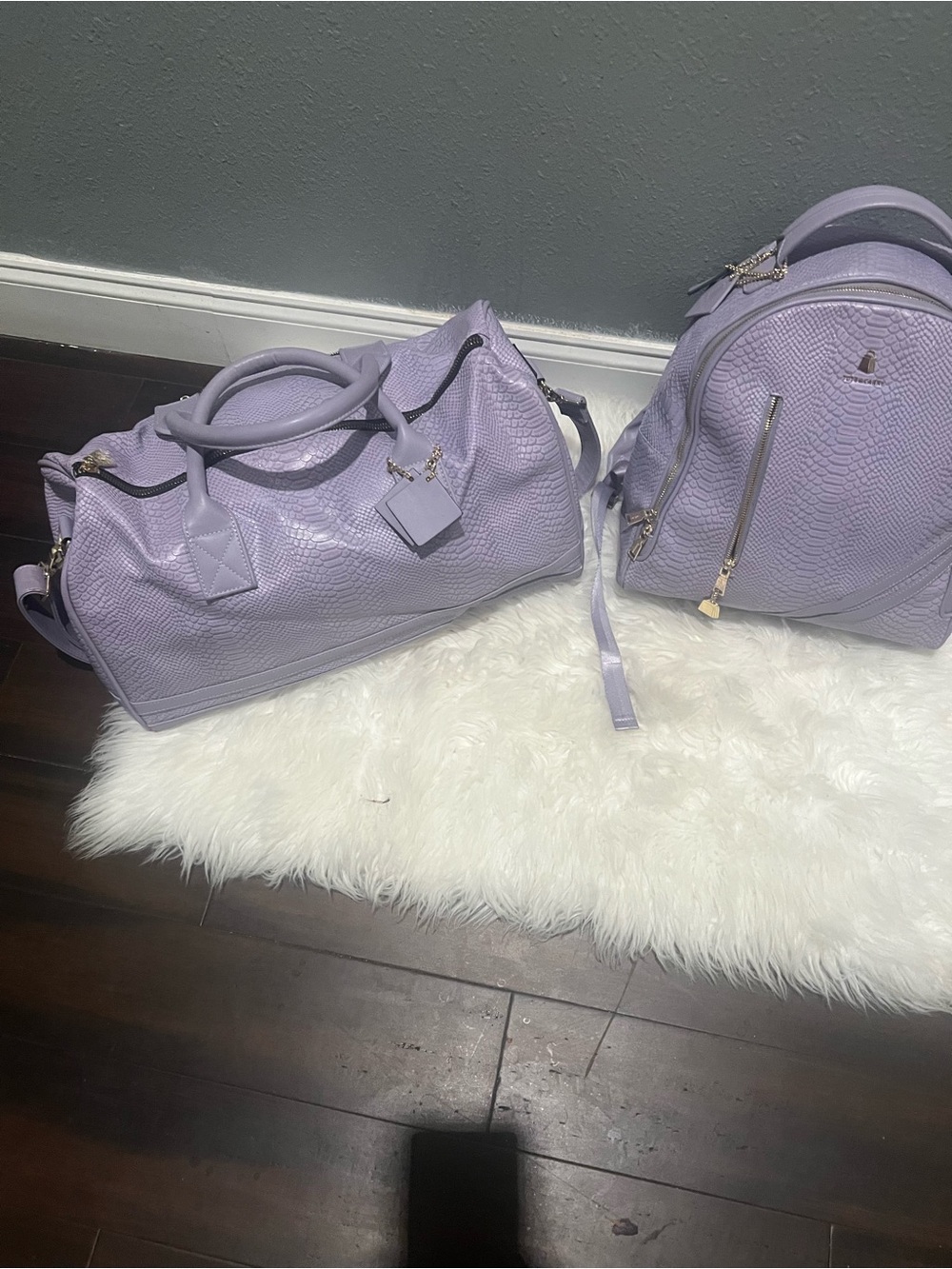 Tote&Carry Lavender Textured Travel Duffel Bag for Women